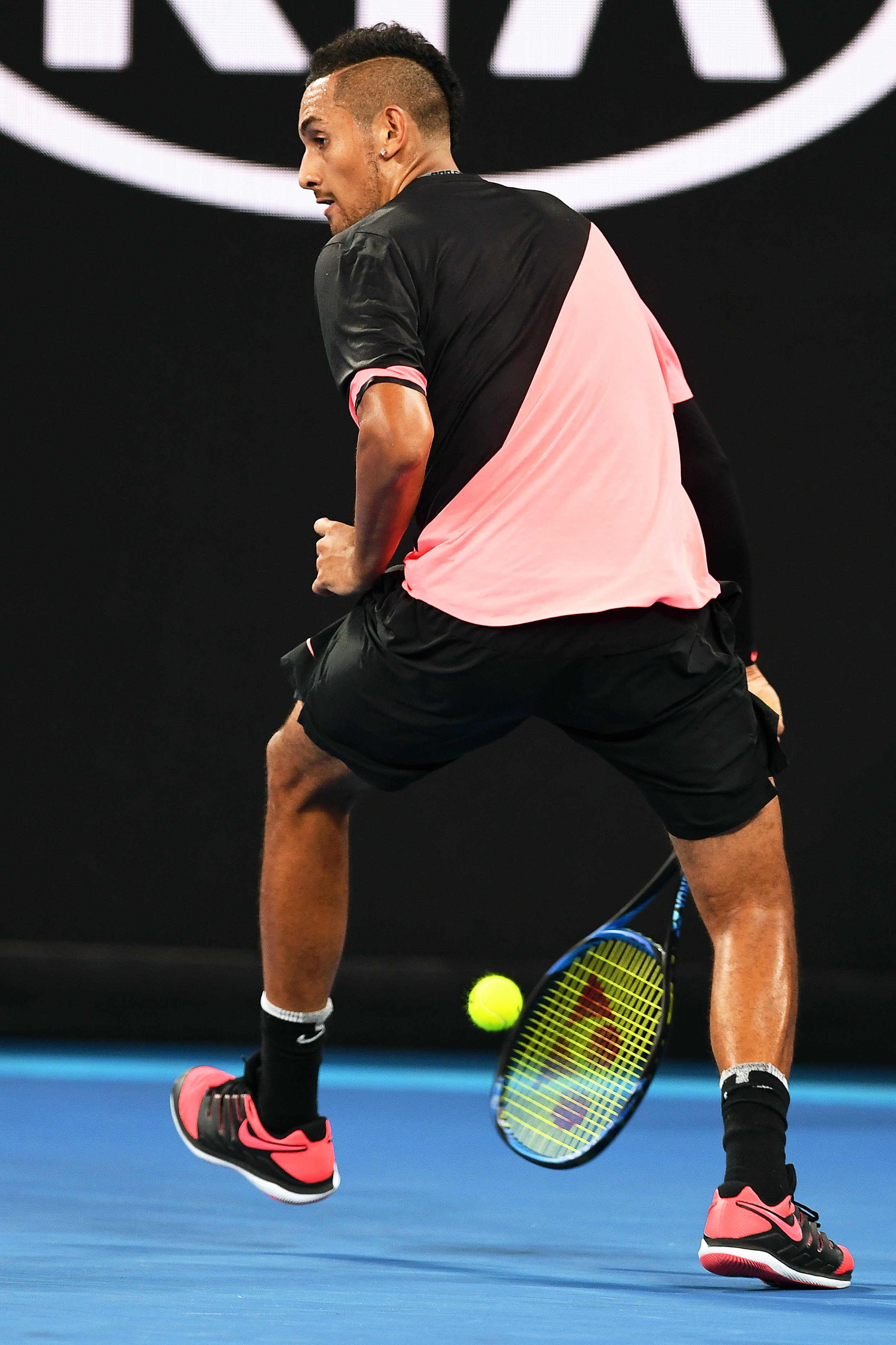 关于世界网球队血洗西班牙网球队，克耶高斯绝境逆转的信息