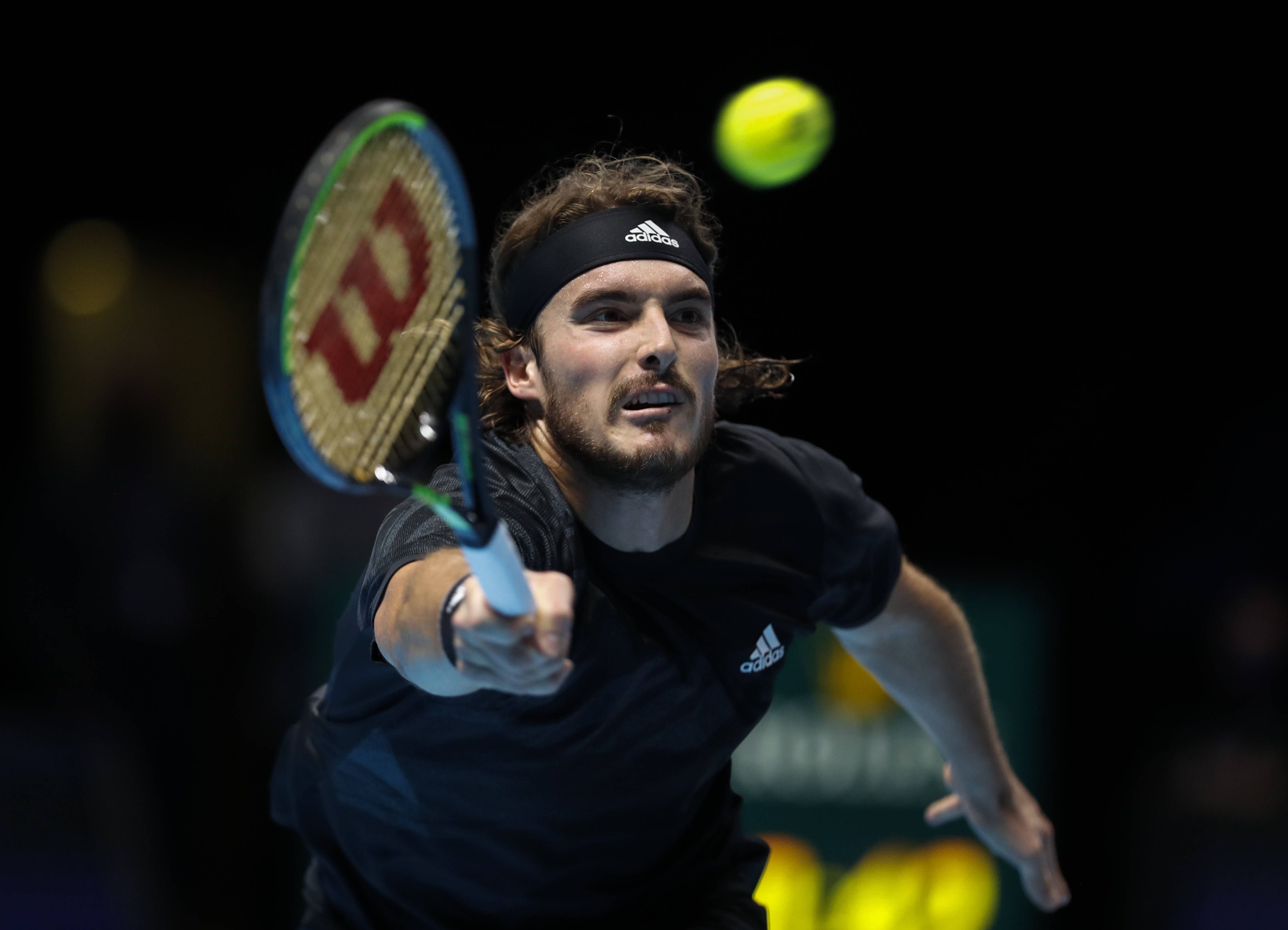 关于日本网球队血洗德国网球队,西西帕斯爆发神勇的信息 关于日本网球队血洗德国网球队,西西帕斯爆发神勇的信息