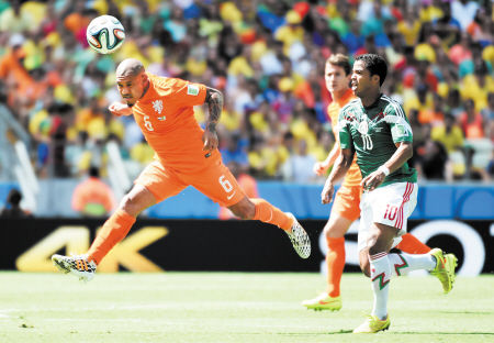 哥伦比亚绝杀意大利，德容统治全场的简单介绍