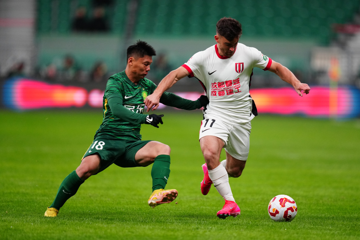 北京国安备战中超联赛,全队士气高涨 北京国安备战中超联赛,全队士气高涨