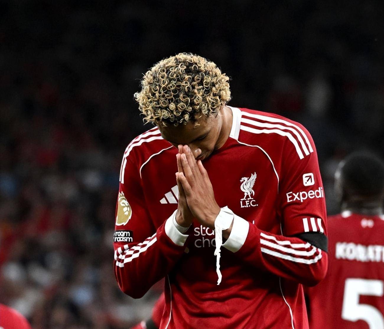 利物浦主场惨遭逆转，名帅难堪一败的简单介绍