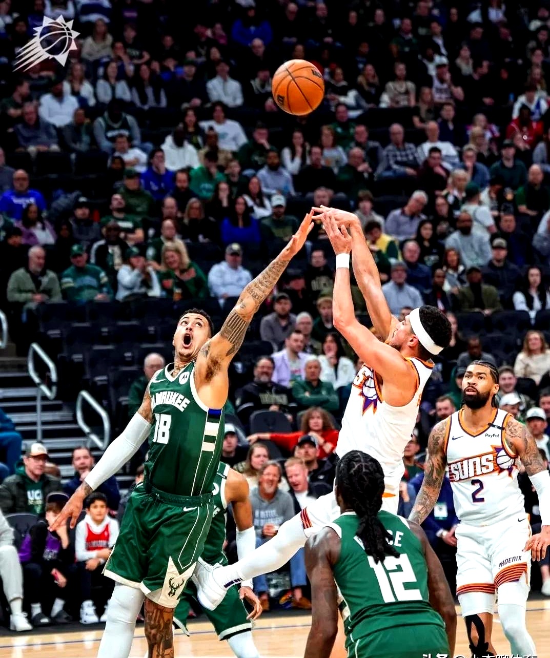 关于雄鹿客场战胜黄蜂,安特托昆博狂砍分的信息 关于雄鹿客场战胜黄蜂,安特托昆博狂砍分的信息