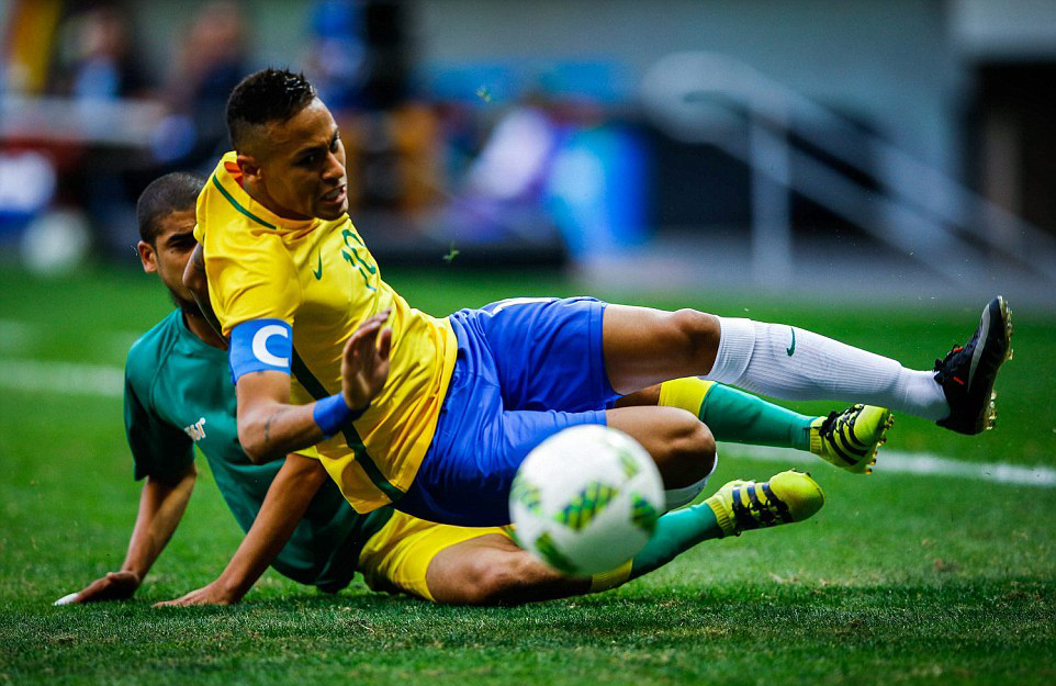 南非奥运选手一举斩获金牌，霸气侧漏