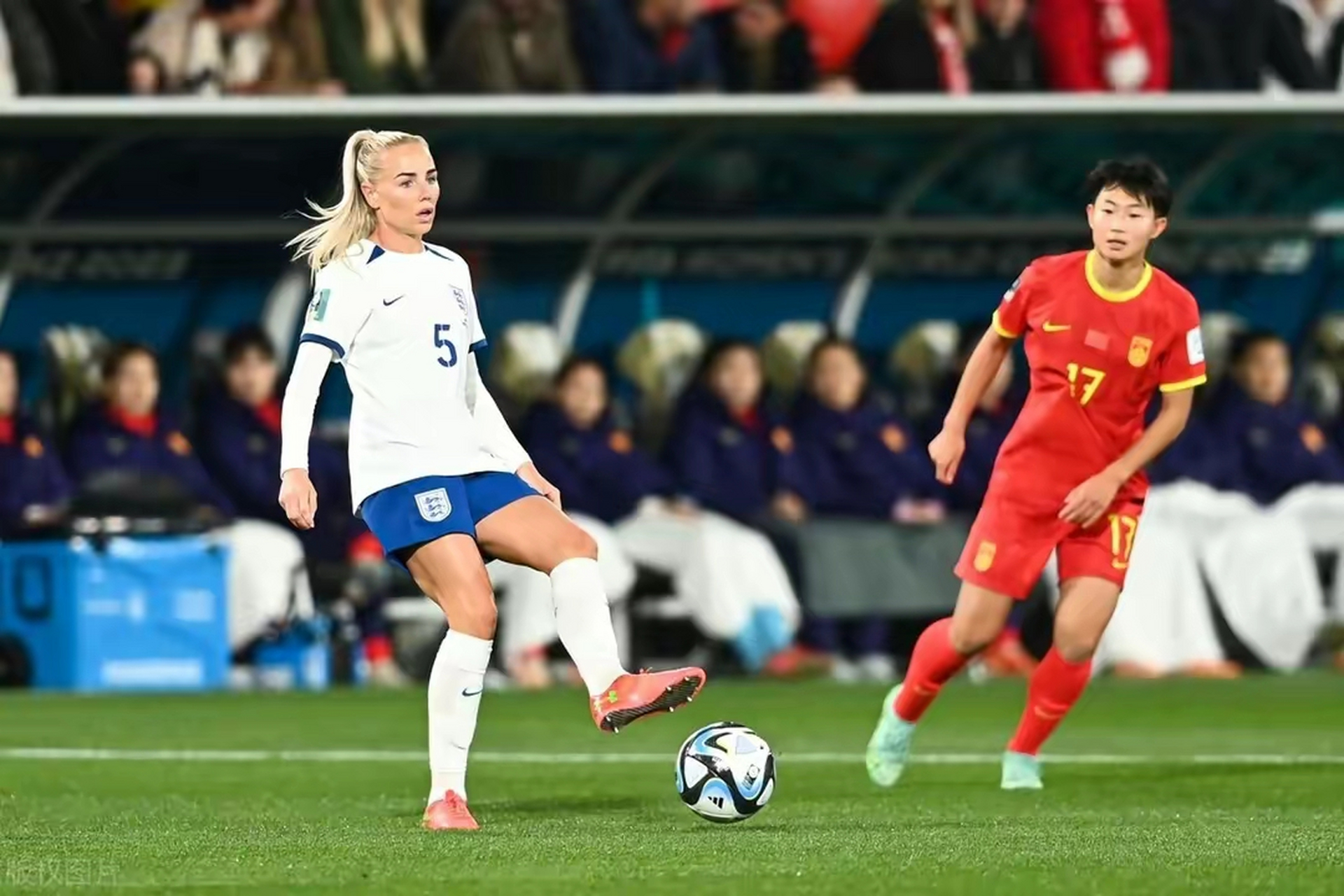 秘鲁女足在比赛中展现出色表现 秘鲁女足在比赛中展现出色表现