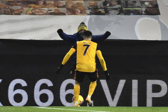 沃尔夫斯堡门将发挥出色，助球队逆转取胜的简单介绍