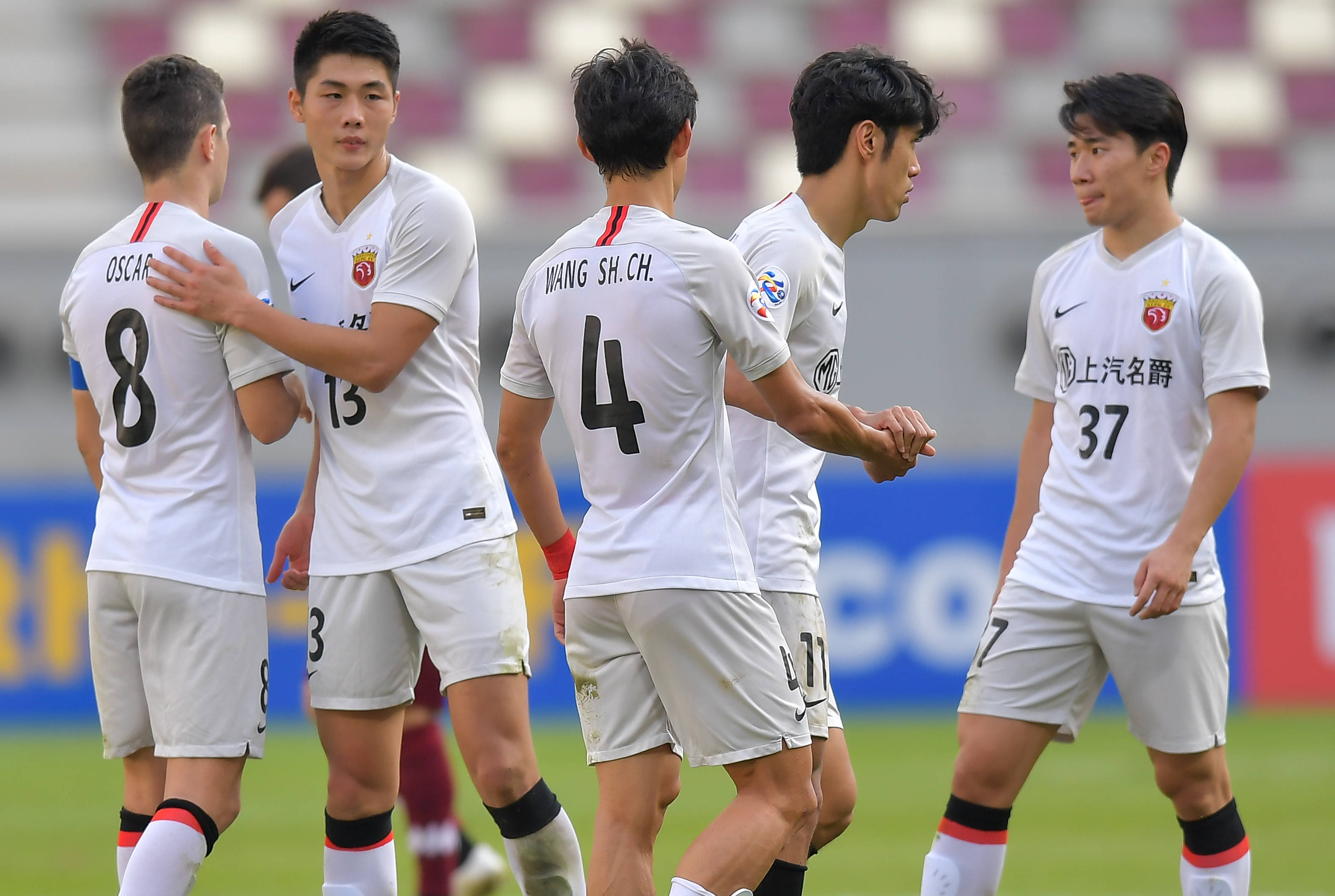 上海上港备战冲击亚冠淘汰赛的简单介绍 上海上港备战冲击亚冠淘汰赛的简单介绍