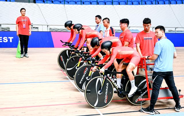 河南队在比赛中一举获得胜利 河南队在比赛中一举获得胜利