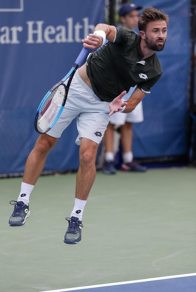 加拿大网球选手拉奥尼奇成功晋级四强 加拿大网球选手拉奥尼奇成功晋级四强