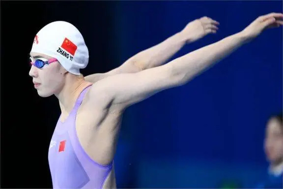 中国队完胜法国队,黄鸭组合关键制胜 中国队完胜法国队,黄鸭组合关键制胜