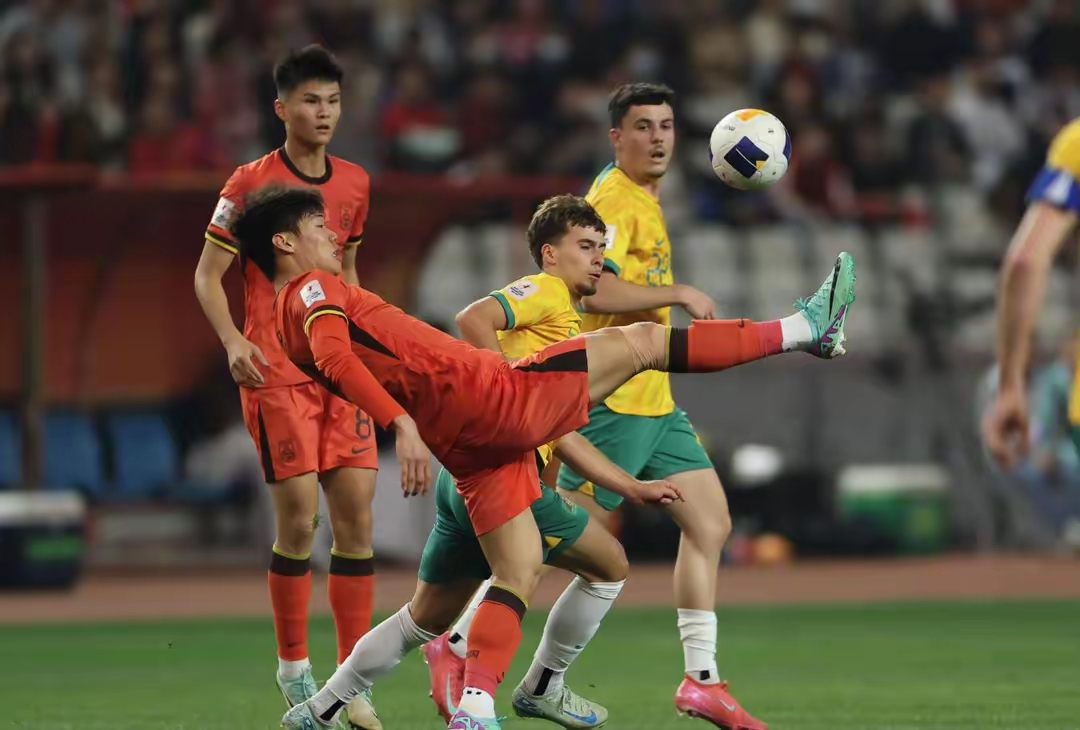 球队实力横扫,胜负在一线之间 球队实力横扫,胜负在一线之间