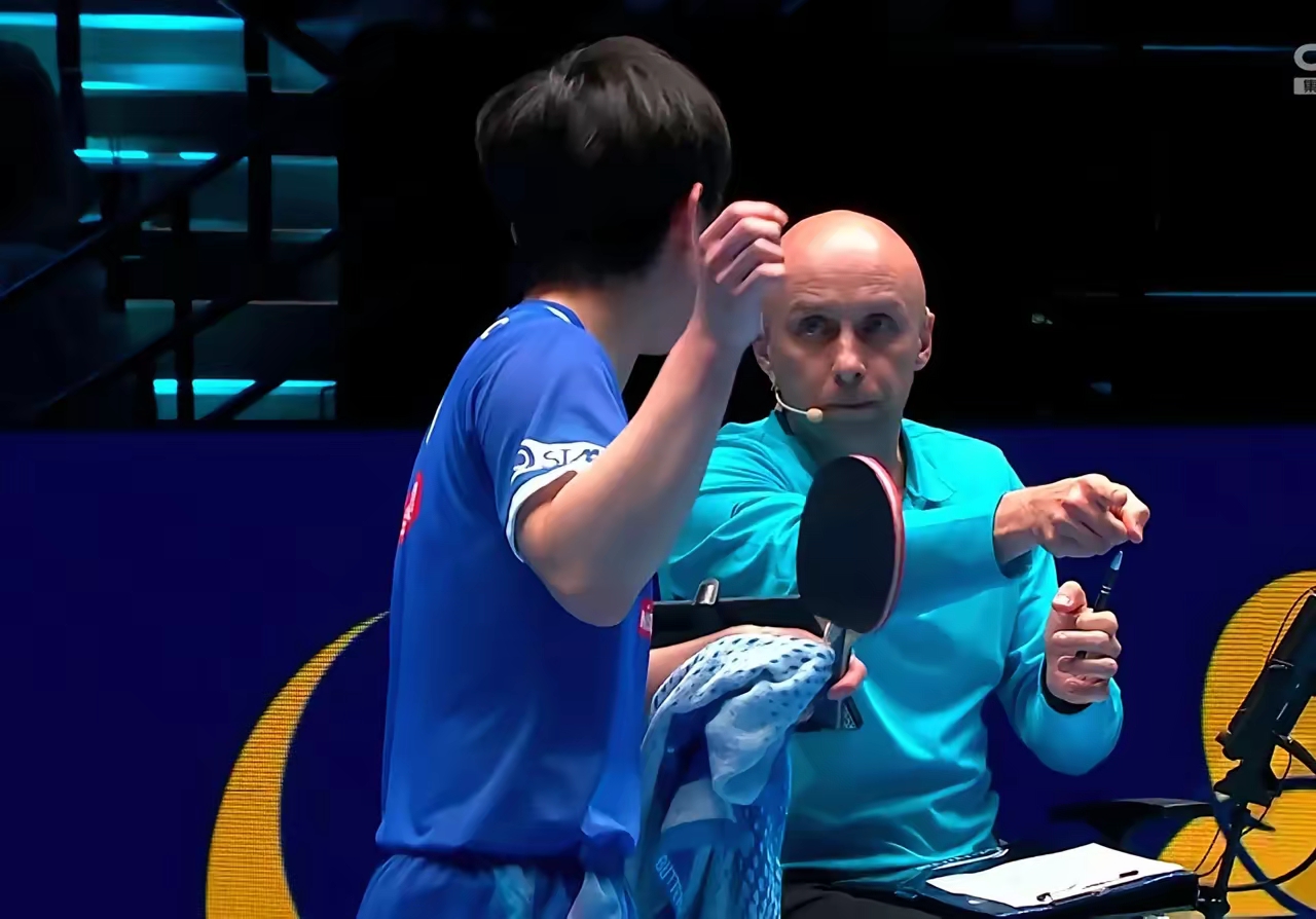 英国乒乓球队横扫奥地利乒乓球队,张继科完成帽子戏法的简单介绍 英国乒乓球队横扫奥地利乒乓球队,张继科完成帽子戏法的简单介绍