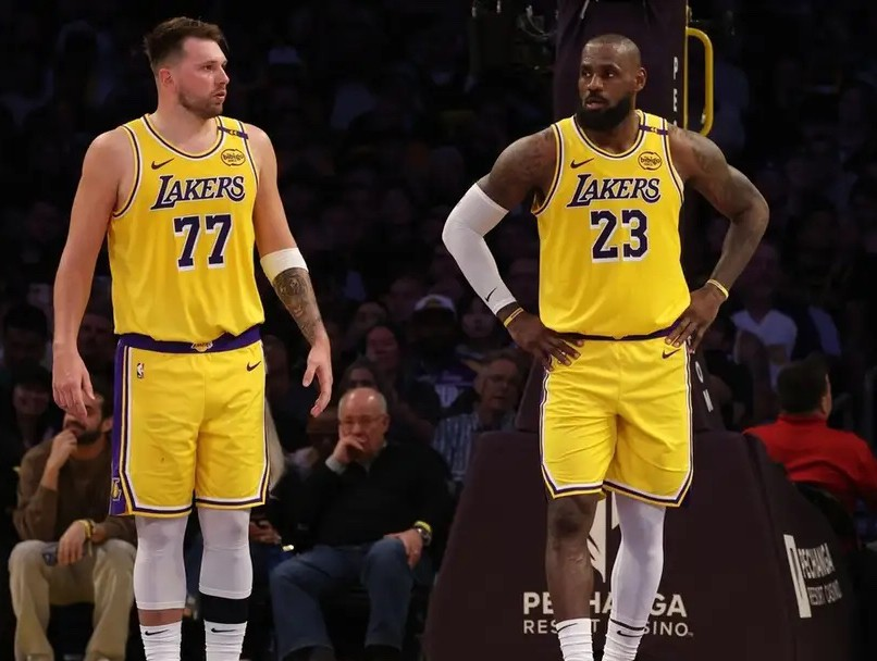 包含年终总决赛轻取法网，穆雷带队取胜的词条