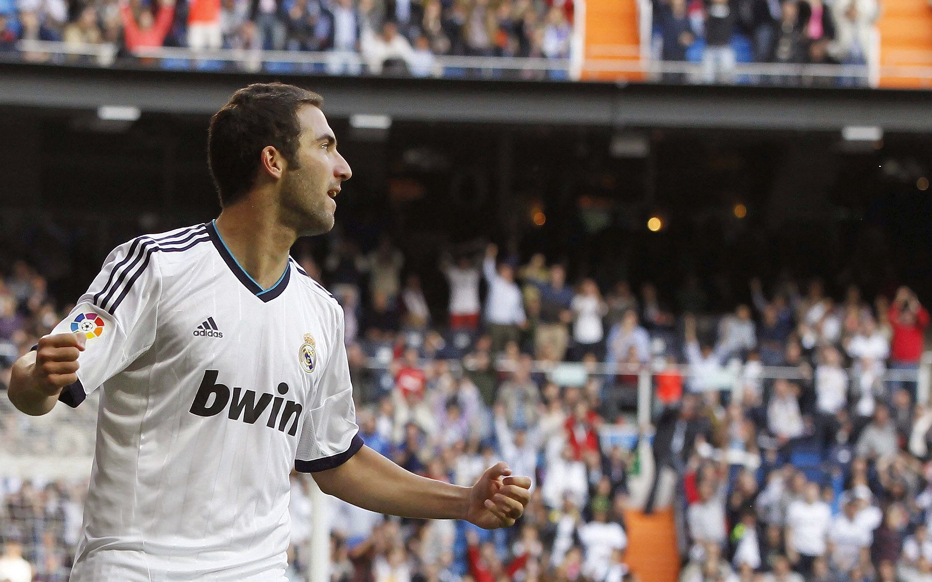 小贾伦统治全场，勇士关键战突围上海队—一场定义赛季的胜利