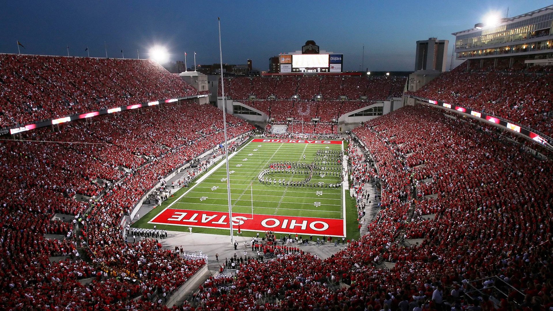 哈利伯顿的魔术,当高光表现击碎雄鹿王朝,骑士的逆袭之路