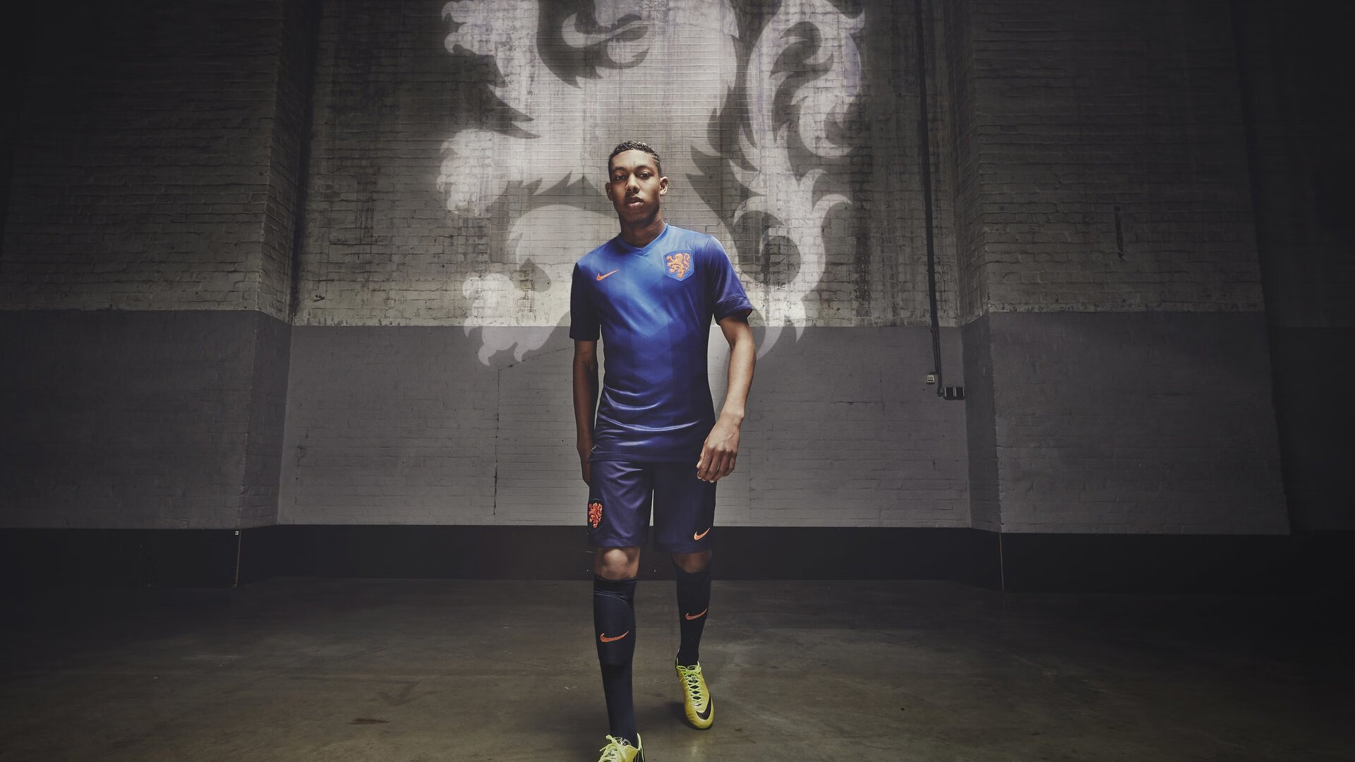 温布利之夜,阿圭罗的纪录与英格兰的轻取之谜